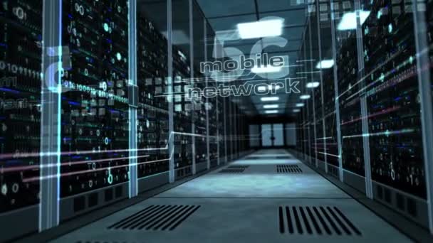 Réseau 5G - 5ème génération de communications mobiles cellulaires. Caméra se lève dans le couloir avec le symbole de réseau téléphonique sans fil à haute vitesse sur verre dans la salle des serveurs. Animation 3D abstraite .