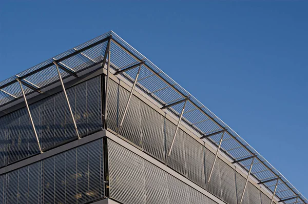 Detail Futuristic Building Metal Sunscreen Covering Windows — Stock Photo, Image