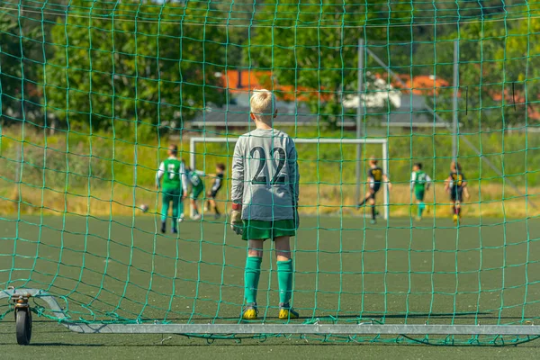 Enfant Être Gardien Dans Match Football — Photo