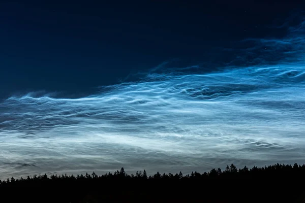 Noctilucent Wolken Hoog Lucht Middernacht — Stockfoto