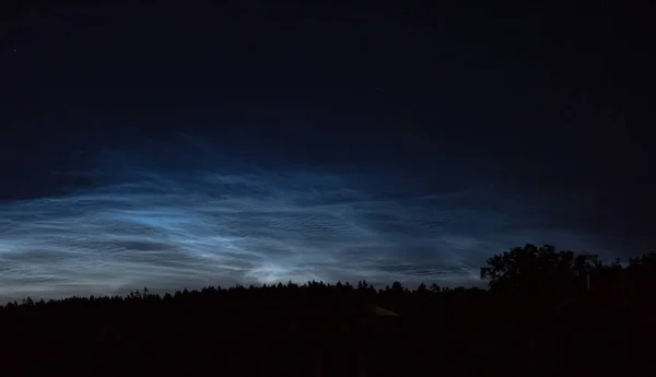 Noctilucent Wolken Hoog Lucht Middernacht — Stockfoto