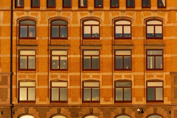 Wondows Old Brick Office Building — Stock Photo, Image