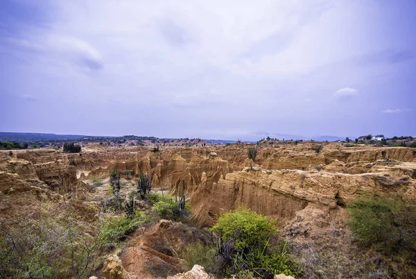 Cuzco Kızıl Çöl'de güzel manzara, Tatacoa Çölü, Huila, Kolombiya
