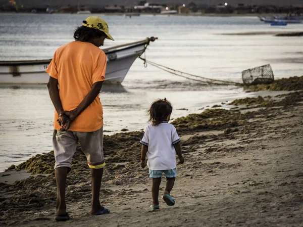 Cabo de la Vela, La Guajira, Kolombiya: 23 Şubat 2019: Cabo de la Vela'da yaşayan yerli Wayuu kabilesinin balıkçıları