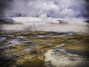 Kuzey Izlanda Hverarond jeotermal alanında yerden gelen termal gaz