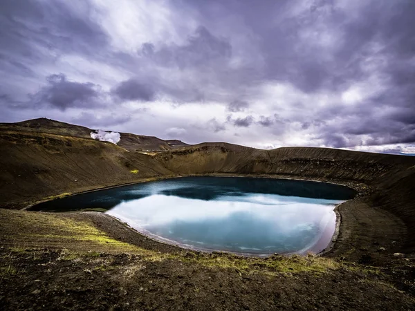 Kuzey Izlanda Krafla volkanik kraterin doğal görünümü