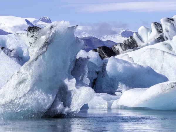 Festői kilátás a Jokulsarlon gleccser lagúnára Izlandon — Stock Fotó