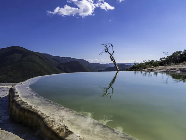 Oaxaca Meksika Hierve el Agua doğal havuzları Güzel sahne