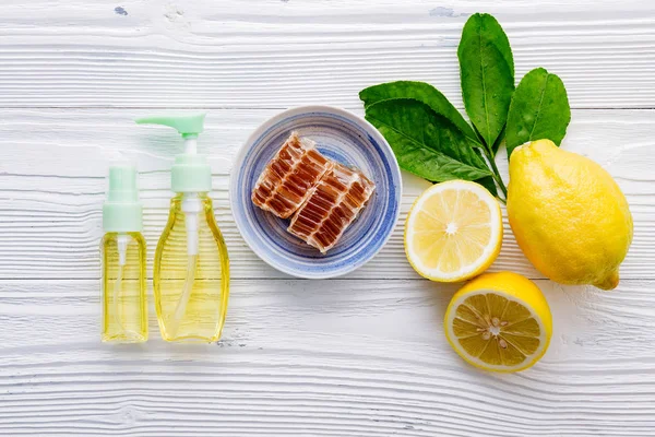 Natürliche Pflanzliche Hautpflegeprodukte Hautpflege Inhaltsstoffe Auf Dem Tisch Konzept Der — Stockfoto