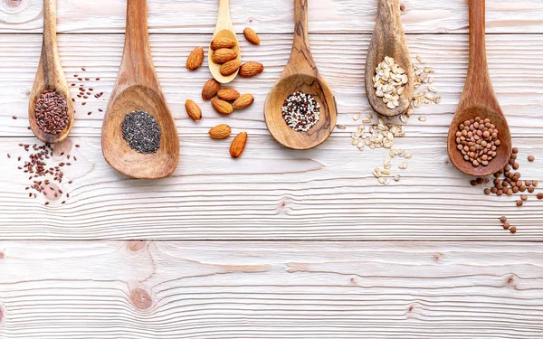 Différents Types Grains Céréales Sur Fond Bois Minable — Photo