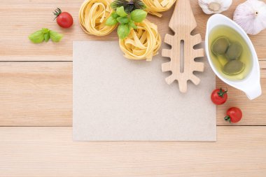 İtalyan gıdalar kavramı ve menü tasarımı . Ev için malzemeler