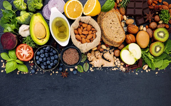 Ingredientes para la selección de alimentos saludables. El concepto de sanar — Foto de Stock