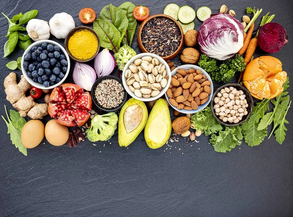 Sağlıklı gıdalar seçimi için Malzemeler. İyileşme kavramı — Stok fotoğraf