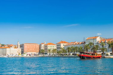 Split, Hırvatistan, Dalmaçya bölgesinin en büyük şehri ve popüler turistik destinasyon Limanı 