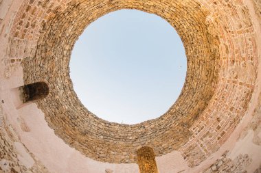 Hırvatistan, Split eski kenti, Unesco dünya mirası, Roma İmparatoru Diocletianus tapınağının iç 