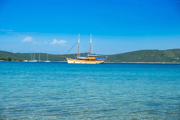 Hırvatistan Dugi Otok Adasında Demirlemiş Beutiful Eski Tekne Adriyatik Deniz Telifsiz Stok Fotoğraflar