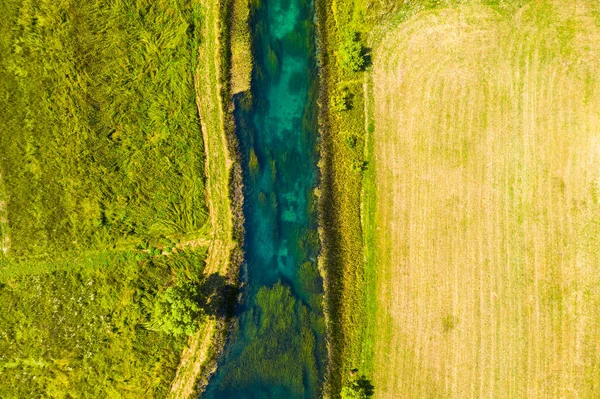 Gyönyörű Gacka Folyó Között Zöld Mezők Légi Nyár Szerint Lika — Stock Fotó