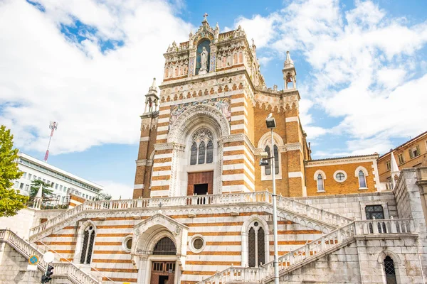 Framför Capuchin Kyrkan Our Lady Lourdes Rijeka Kroatien — Stockfoto