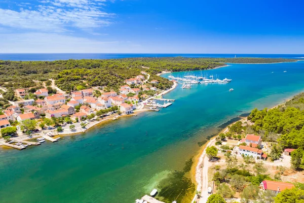 Miasto Veli Rat Nabrzeże Wyspie Dugi Otok Nad Adriatykiem Chorwacji — Zdjęcie stockowe