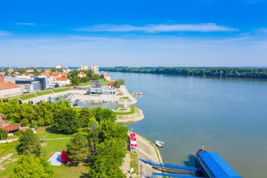 Hırvatistan 'ın Vukovar ve Tuna Nehri, Slavonya ve Srijem bölgelerinin hava manzarası