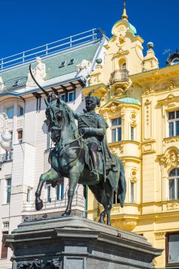 Zagreb, Hırvatistan 'ın başkenti. 19. yüzyıldan kalma Ban Josip Jelacic Binicilik Heykeli.