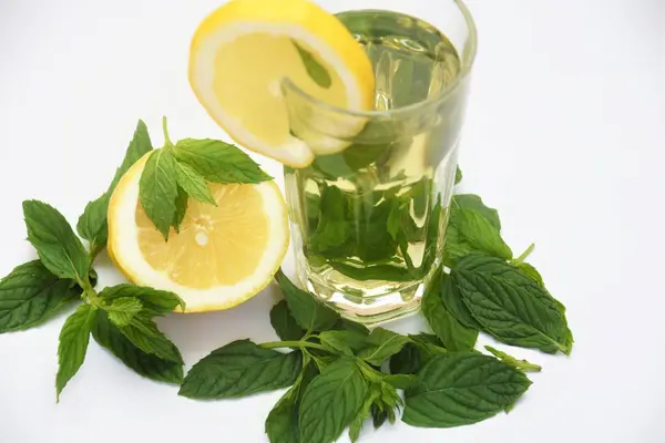 Drink Mint Glass Lemon Slices — Stock Photo, Image