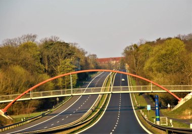 karayolu, yol üzerinde köprü, Almanya 'da rota hız kontrol cihazı