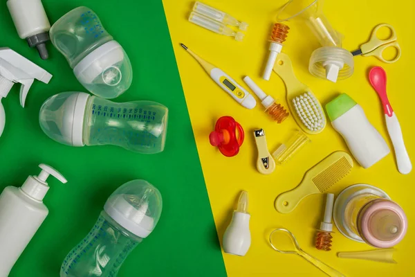 Besleme seti ve acil durum kitinin en iyi görünümü, üst görünüm