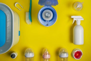 Mavi şişe ısıtıcı ile bebek besleme aksesuarları