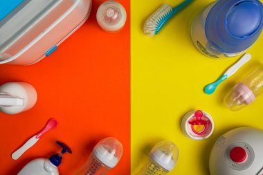 Emzirme ürünleri ve sterilizasyon aksesuarları, düz yatıyordu