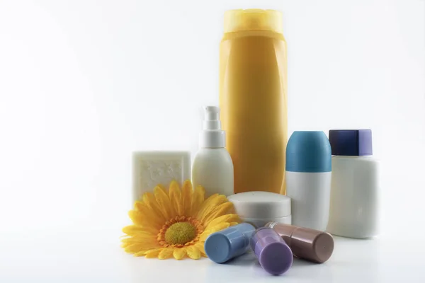 Personal care products. Background in white color close-up. It was taken in the studio. — Stock Photo, Image