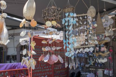 Deniz kabukları el yapımı süsleme el yapımı. Ayvalik,