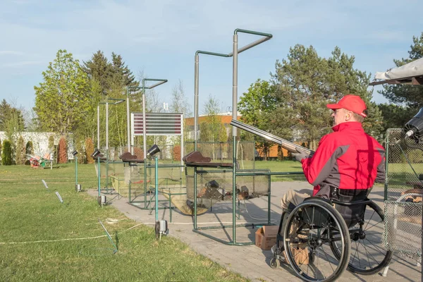 wheelchair  skeet shooting