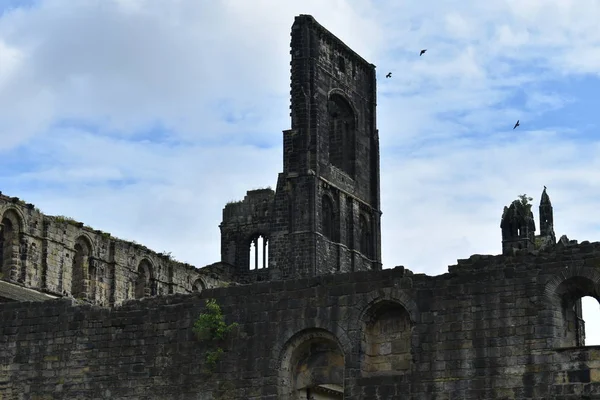 Abdij Van Kirkstall Een Geruïneerd Cisterciënzer Klooster Dat Zich Een — Stockfoto