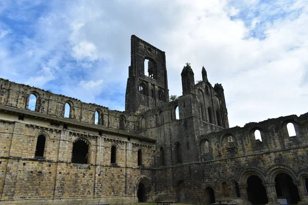 Abdij Van Kirkstall Een Geruïneerd Cisterciënzer Klooster Dat Zich Een — Stockfoto