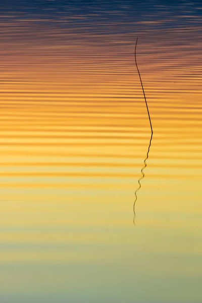Красочное Озеро Вода Природа Фон — стоковое фото