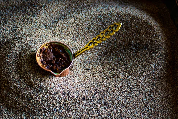 Traditional Turkish Coffee Cooking Hot Sand — Stock Photo, Image