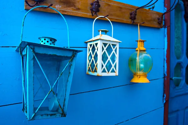Isla Samos Grecia Pueblo Samos Kokkari Pared Colorida Linternas Azules — Foto de Stock