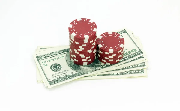 Poker Chips Dollar Geldrekeningen Geïsoleerd Witte Achtergrond — Stockfoto