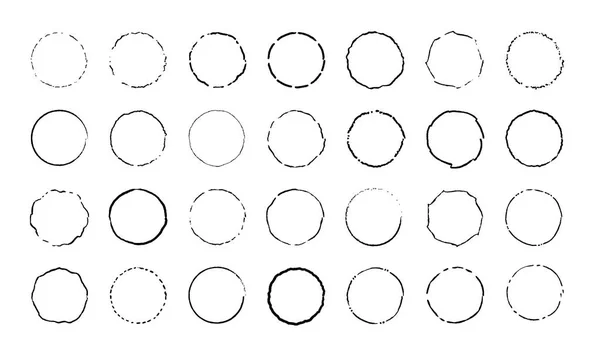 Kör szett. Körök a kopott és görbe vonalak. Kerek kézzel Drawing foltok meg. Kávéscsésze és borecet pályák meg. Vektor körkeretek. — Stock Vector