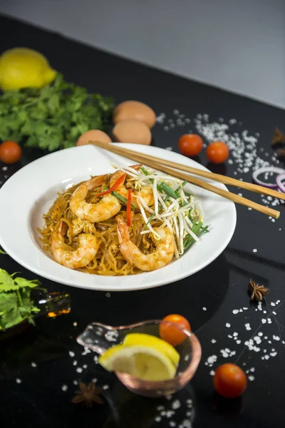 Pad Thai King Prawn — Stock Photo, Image