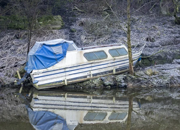 Disused Motor Boat Left Side Canal Bank England — Stock Photo, Image