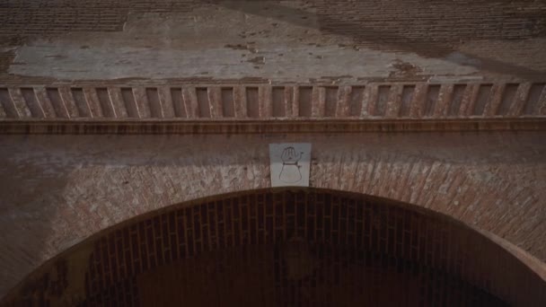 Maurský Ozdoby Vchod Dveří Alhambra Granadě Španělsko Jeden Obloukových Vchodů — Stock video