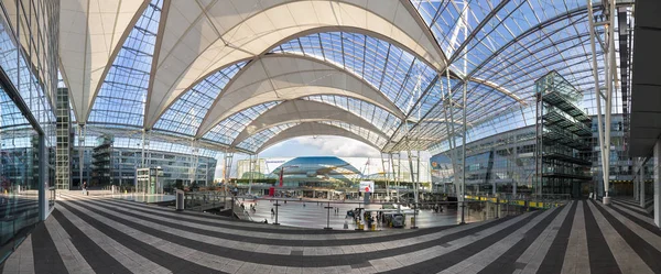 Letiště Franz Joseph Strauss, Mnichov, Německo. — Stock fotografie