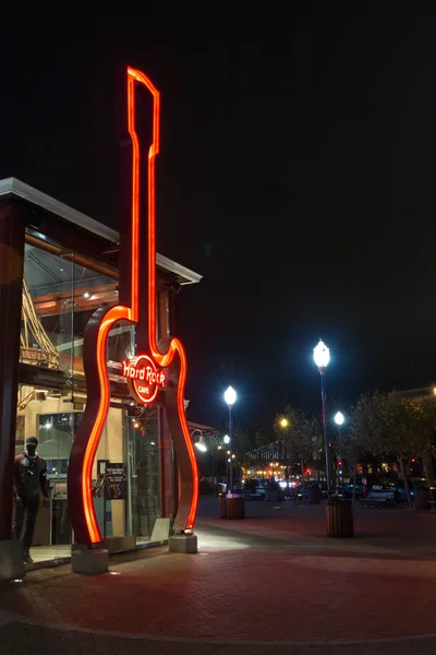 Hard Rock Cafe entrace, символ гитары - логотип . — стоковое фото