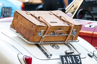 Arka görüş-in a mg MGA 1960-61 Vintage araba ile deri Bagaj.