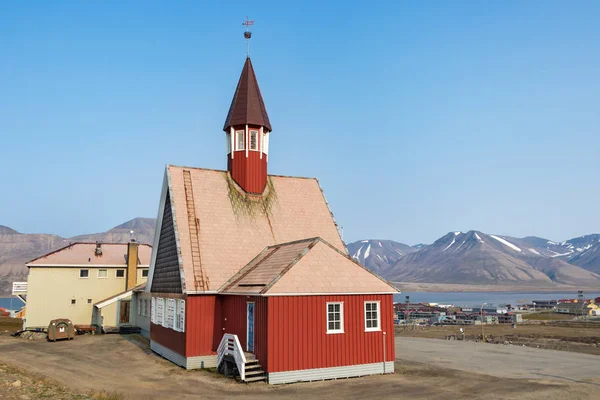 La Chiesa dei Santi Salvatore a Longyearbyen, Svalbard . — Foto Stock