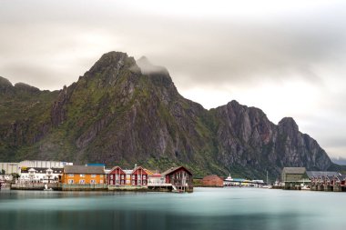 Lofoten Adaları, Norveç 'teki Svolvaer limanının görünümü.
