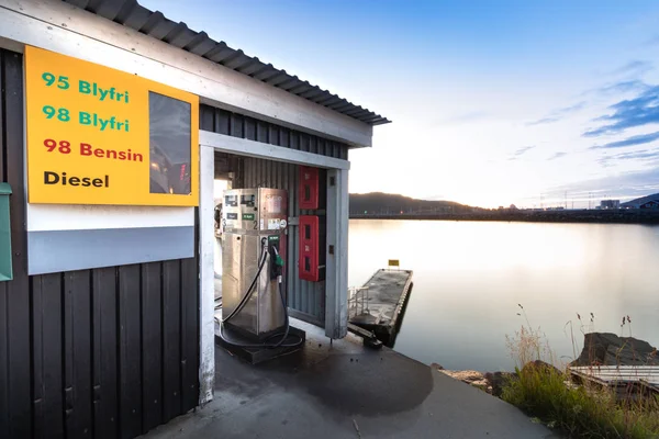 Bodo Norway August 2Th 2018 Ship Fuel Pump Next Floating — Stock Photo, Image