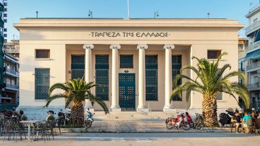 Yunanistan Bankası cephe (Trapeza tis Ellados) Volos, Yunanistan.